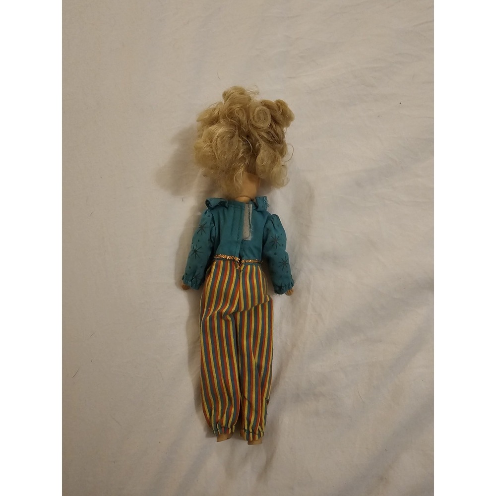 Vintage Kid Kore Doll 1990 Blonde Blue Eyes Original Outfit 9 Inch - Picture 3 of 4